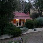 Sinnamons Cottage - Hervey Bay Accommodation 0