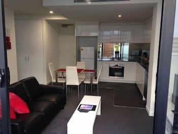 Essendon Apartments - Hervey Bay Accommodation 2