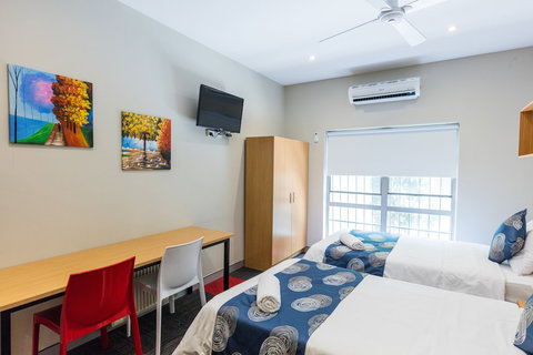 Sydney Student Living - Hostel - Tourism Hervey Bay 1