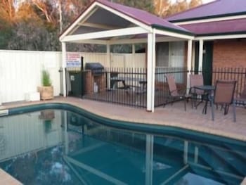 Golden River Motor Inn - Hervey Bay Accommodation 1