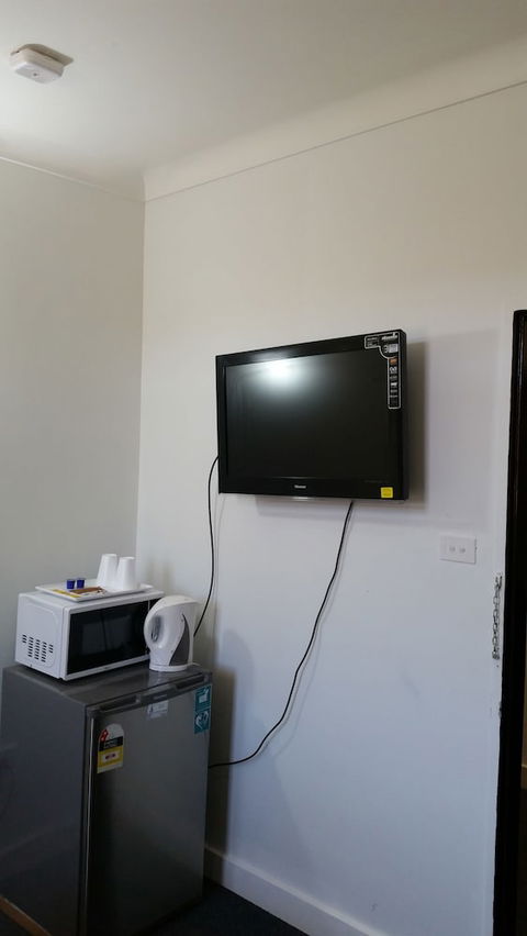 Perth City Motel - Hervey Bay Accommodation 3