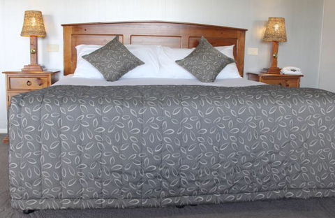 Saltbush Motor Inn - Hervey Bay Accommodation 5