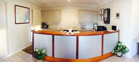 Saltbush Motor Inn - Hervey Bay Accommodation 2