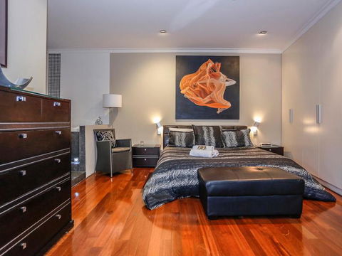 New York On King - Tourism Hervey Bay 5