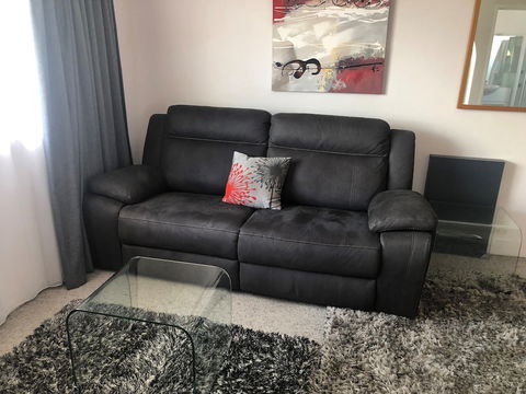 Avaleen Lodge Motor Inn - Hervey Bay Accommodation 4