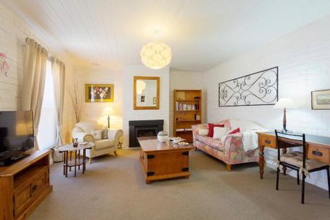 Templeton Cottage - Hervey Bay Accommodation 6
