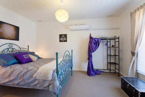 Templeton Cottage - Hervey Bay Accommodation 1