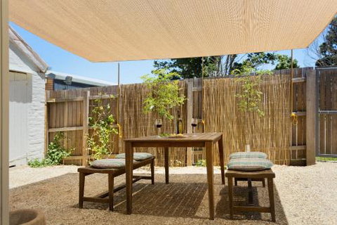 Templeton Cottage - Hervey Bay Accommodation 2