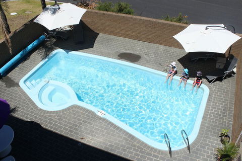 Narooma Palms Holiday Apartments - Tourism Hervey Bay 2
