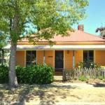 Cooma Cottage - Tourism Hervey Bay 0