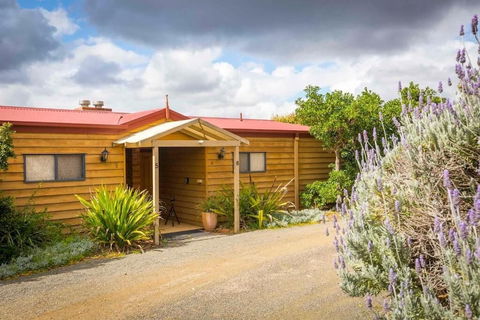 Bimbadeen Estate - Hervey Bay Accommodation 0