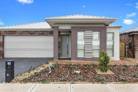 Serviced Houses Point Cook - Hervey Bay Accommodation 1