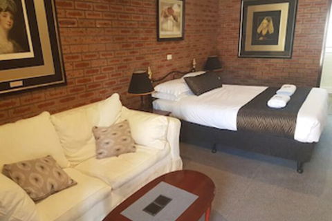 Bulahdelah Motor Lodge - Hervey Bay Accommodation 0