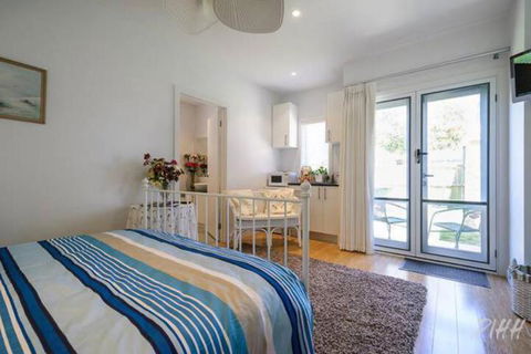 Seaside Spa Retreat - Tourism Hervey Bay 5