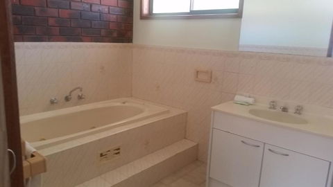 Wentworth Club Motel - Hervey Bay Accommodation 4