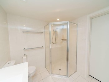 Hibiscus 006 - Hervey Bay Accommodation 2