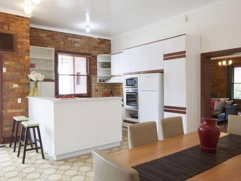 Boutique Stays - Parliament Place- Brighton - Hervey Bay Accommodation 4