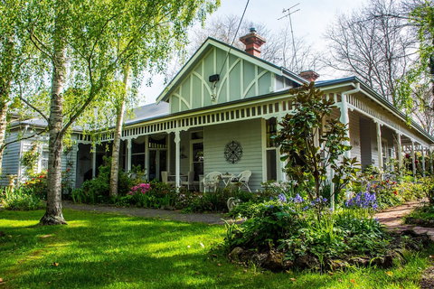 Heytesbury House - Hervey Bay Accommodation 0