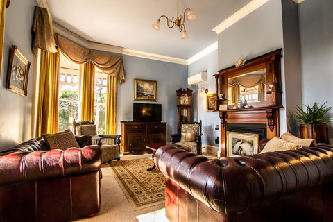 Heytesbury House - Hervey Bay Accommodation 2