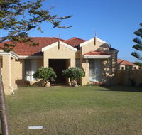 Port Bouvard Beach Holiday Home Mandurah - Hervey Bay Accommodation