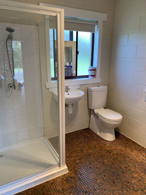 Willaway Motel Apartments - Hervey Bay Accommodation 0