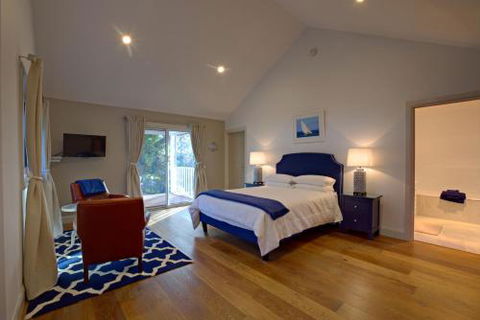 McCrae Lodge - Tourism Hervey Bay 0