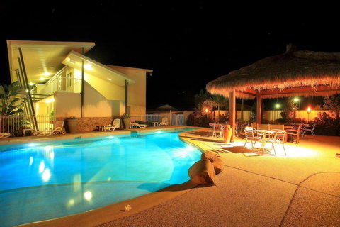 Mayfair Motel Emerald - Hervey Bay Accommodation 5