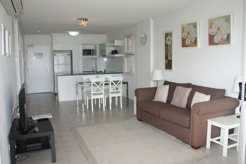 Allegro Apartments - Hervey Bay Accommodation 5