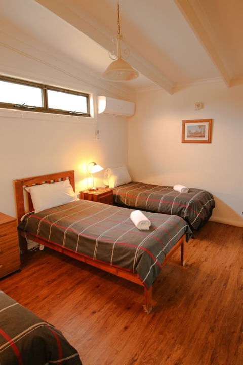 Cape Jervis Accommodation & Caravan Park - Tourism Hervey Bay 6