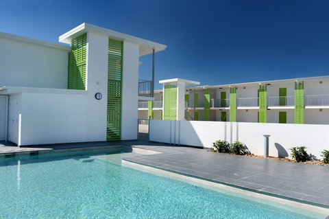 Mackay Oceanside Central Hotel - Hervey Bay Accommodation 2