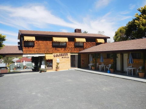 Young Goldrush Motel - Hervey Bay Accommodation 0