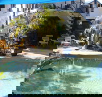 Salamander Beach Accommodation Adults Only - Tourism Hervey Bay