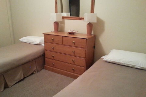 Golf View Apartment 7 - Hervey Bay Accommodation 1