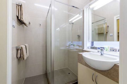 Melbourne's Princes Park Motor Inn - Tourism Hervey Bay 3