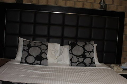 Pavlos Motel - Hervey Bay Accommodation 5