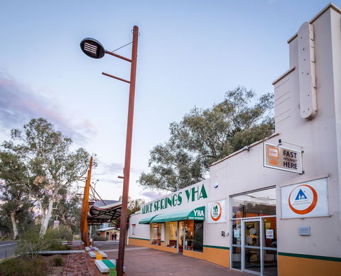 Alice Springs YHA - Hostel - Hervey Bay Accommodation 0