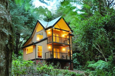 Lochiel Luxury Accommodation - Hervey Bay Accommodation 0