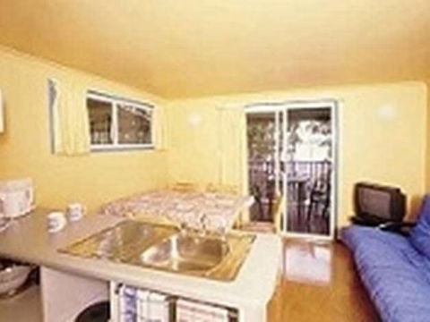 Lake Tinaroo Terraces - Tourism Hervey Bay 0