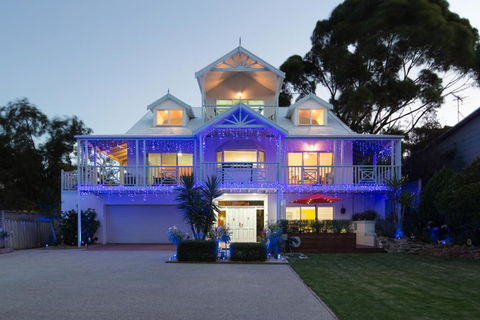 Silver Waters Bed & Breakfast - Hervey Bay Accommodation 4