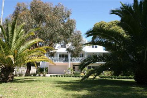 Silver Waters Bed & Breakfast - Hervey Bay Accommodation 5