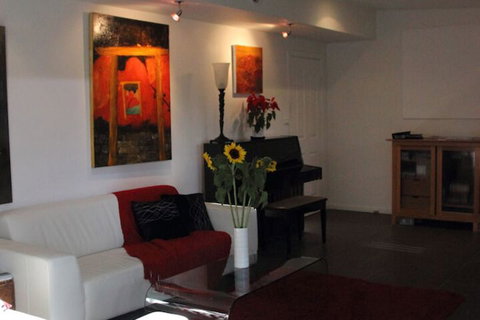 Harmony Bed & Breakfast - Hervey Bay Accommodation 7