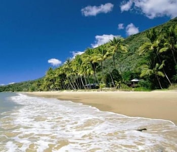 Ellis Beach Oceanfront Bungalows - Campground - Hervey Bay Accommodation 3