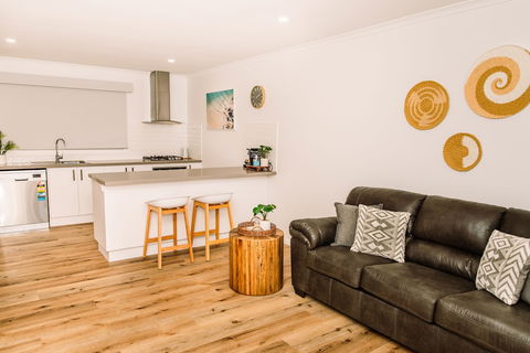McMillans Of Metung Coastal Resort - Hervey Bay Accommodation 2