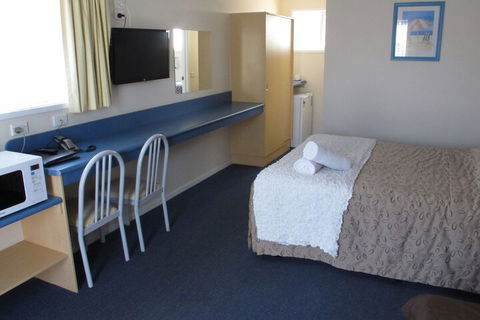 Merimbula Gardens Motel - Tourism Hervey Bay 3