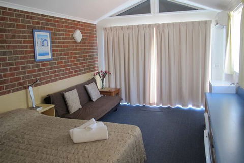 Merimbula Gardens Motel - Tourism Hervey Bay 4