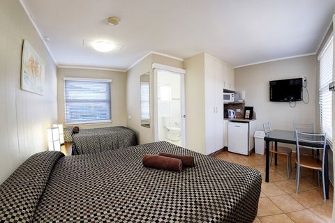 Bali Hi - Hervey Bay Accommodation 5