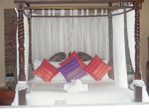 Weeroona - Hervey Bay Accommodation 2