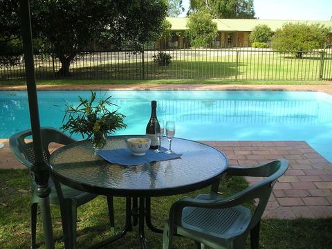 Mountain View Motor Inn & Holiday Lodges - Tourism Hervey Bay 2