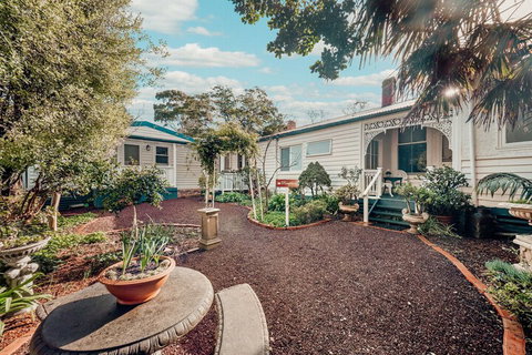 Genesta House B&B - Hervey Bay Accommodation 2