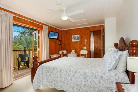Peppertree Cottage - Hervey Bay Accommodation 2